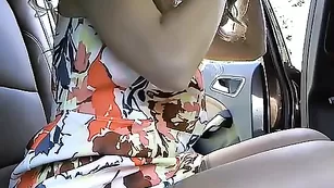 Давалка flowerpower соснула член на природе