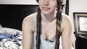 Зачетная телка Chroniclove шалит в библиотеке