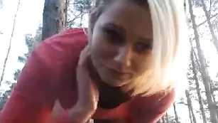 JESYDIAMOND в лесу на муравейнеке теребонит