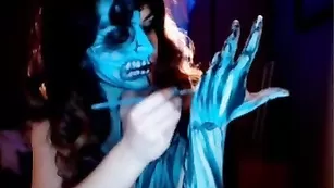 kickaz красит тело