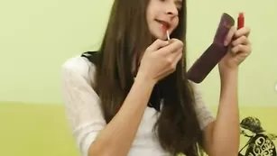 Grafinya ебет себя в киску и получает оргазм