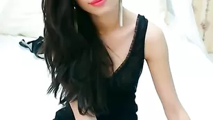 karlaallure сладко светит попкой