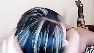 Грудастая кобыла Lilsexymommy мастурбирует пизду