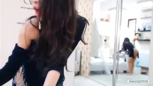 KarlaAllure шлюшка перед зеркалом