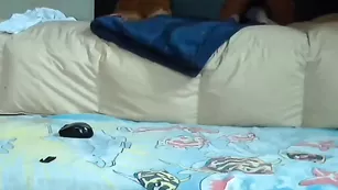 Шальная куколка Brunettealesya ласкает интимные места