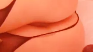 Стерва стоит раком Kirasexx и наяривает анус