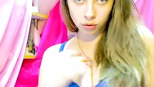 sweetvaleri4u дрочка со стонами