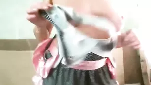 Смазливая красотка BriannaXXX разминает большие дойки