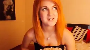 Meganfoxxx милая рыженькая девка