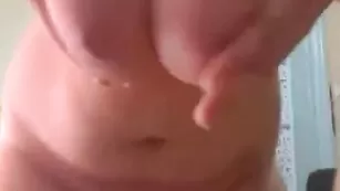 Толстушки sexualnaya вертят огромными титьками