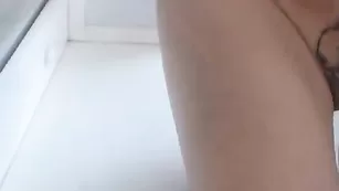 Прелестные лесбиянки TinaLovee лижут пилотки