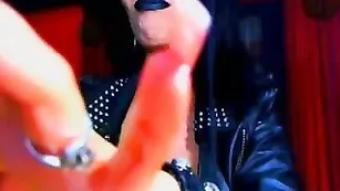 DeeaAnderson черная шлюха