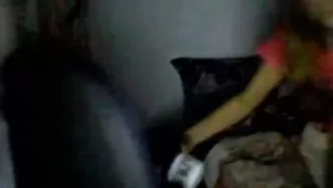 Молоденькая девчонка anasteisha19 показывает сочную попку