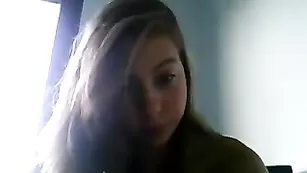 Олеся мастурбирует в видеочате