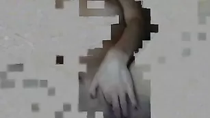 Kristinew горячо дрочит