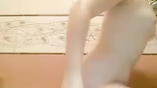 RedStarr мокрая попка