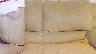 oliviacrystal сучка дразнится