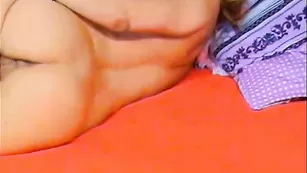 eleisya ловко заглатывает член