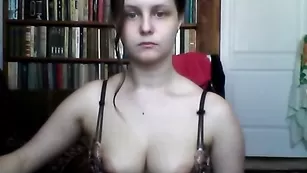 kara0611 томная брюнетка