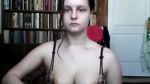 kara0611 томная брюнетка