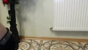 karrry писает в тарелку дождём