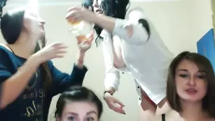 LuckySharm жаркая вечеринка