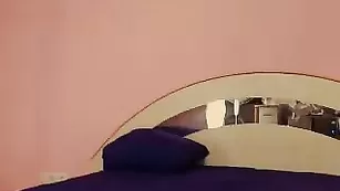 Потрясающая чувиха flavea загадочно двигается