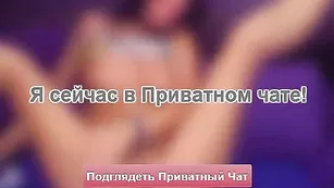 Неподражаемая курва KarryX показывает грудь