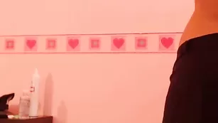 AnyaSabotage ( Alibbi SexySabotage ) в униформе полиции