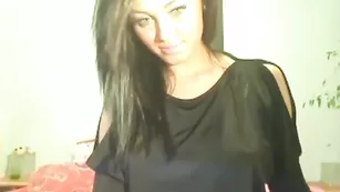 Горячая сучка MissynaHott виляет большой задницей