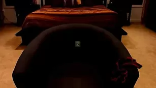 Восхитительная дамочка SexyDandyAmore чудно теребит вагину