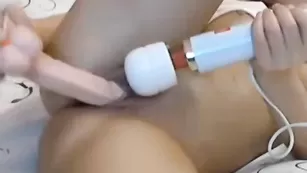 angeliqueanne с членом и вибратором