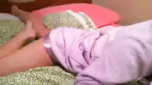 Стеснительная сучка Leveret заценила свои прелести