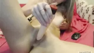 karrry приват с игрушкой