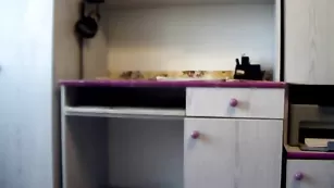 Красивая путана Madlena трахает бритую пизду