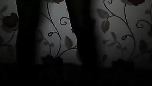 Похотливая телочка karishaaaa1 демонстрирует аппетитное тело