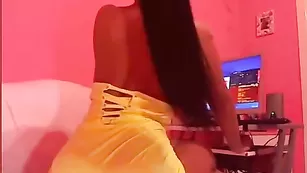 PinkAndre сочная смазливая попка