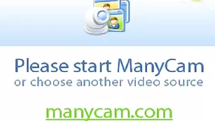 Темноволосая стерва Sestrichka трахает свои дырочки