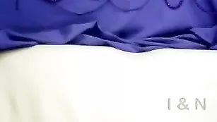 Русская шлюшка Lexus460 смачно трахает анал