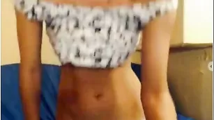 Пикантная кобыла natysik позирует в чулочках