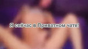 Красивая дамочка КИСА показывает большие груди