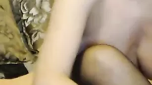 Знойная шваль ZILJA страстно трахает влагалище