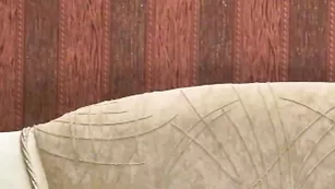 Грудастая брюнетка Amita трахает анал самотыком