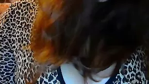 Обалденная краля LightEyesXXX возбуждает своими формами
