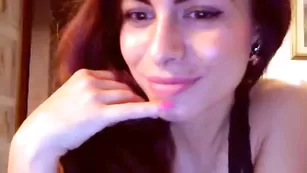 Sensual_Roxy долбит киску