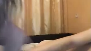 Роскошная пассия BATHSHEBA отсасывает член