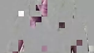 Порочная пассия sweerbangbaby разминает сисечки