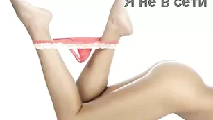 Ярая чикса ladykristy сосет резиновый пенис