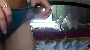 Шаловливая стерва atlanta771 возбуждает упругой жопой