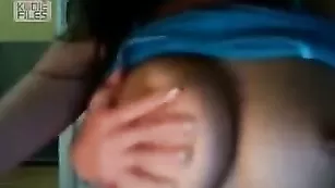 Строптивые цыпочки ласкают большие сиськи